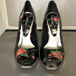 Delicious Womens Black Roses Shoes Stilettos  Sz 6